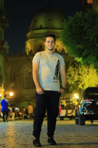 خالد ذكى همام رئيس اتحاد طلاب كلية التمريض بسوهاج