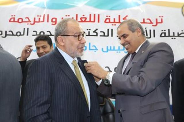 لقاءرئيس جامعة الأزهر بأعضاء هيئة التدريس بكلية اللغات