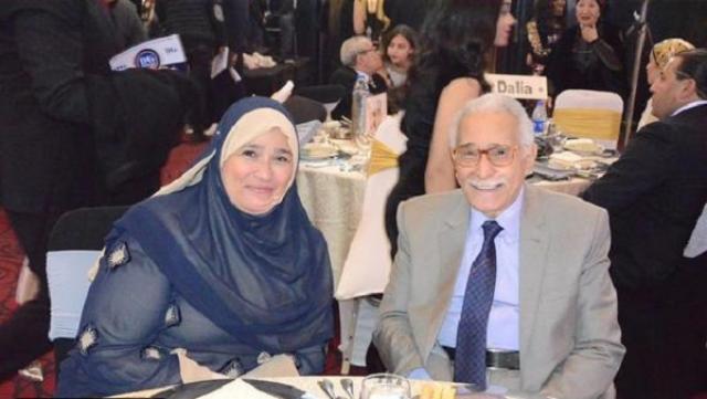 عبدالرحمن أبوزهرة وزوجته