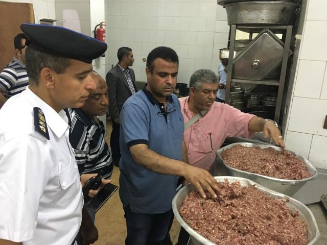 حملة للتفتيش على محلات بيع المنتجات الغذائية