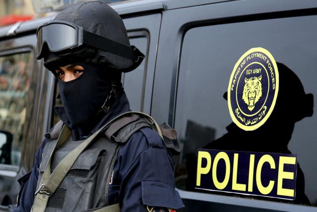 الشرطة تؤمن المصريين فى احتفالات أعياد الميلاد ورأس السنة الجديدة