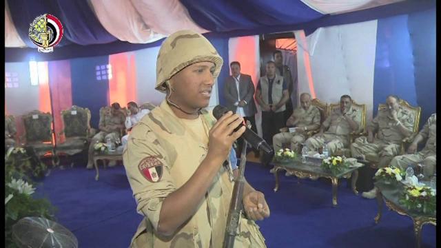 جندي مقاتل بالقوات المسلحة المصرية
