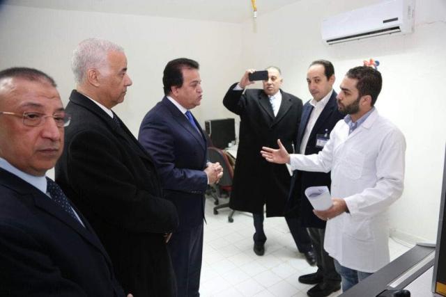 وزير التعليم العالي يتفقد مستشفى برج العرب الجامعي لعلاج أورام الأطفال