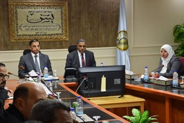 محافظ مطروح يستقبل مستشار السيد رئيس الجمهورية للمناطق الحدودية والنائية