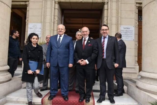 رئيس البرلمان التشيلي يشيد بجهود رئيس جامعة القاهرة في تعزيز عمل الجامعة المشترك مع الجامعات العالمية‎