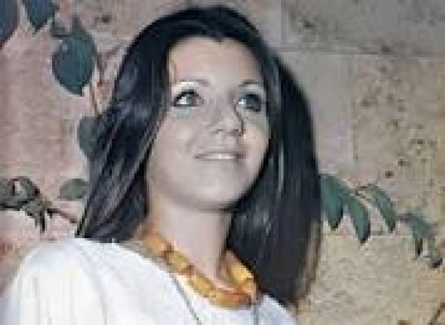 الفنانة هويدا