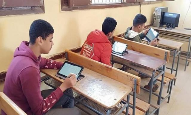 طلاب أولى ثانوي