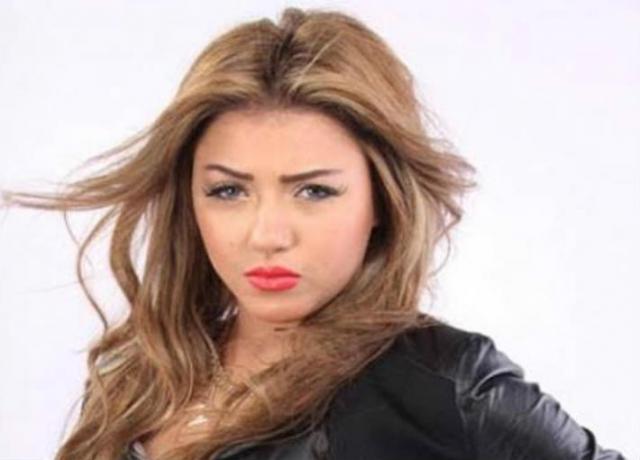  الفنانة سارة سلامة