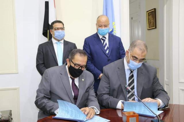 اللواء خالد عبد العال محافظ القاهرة