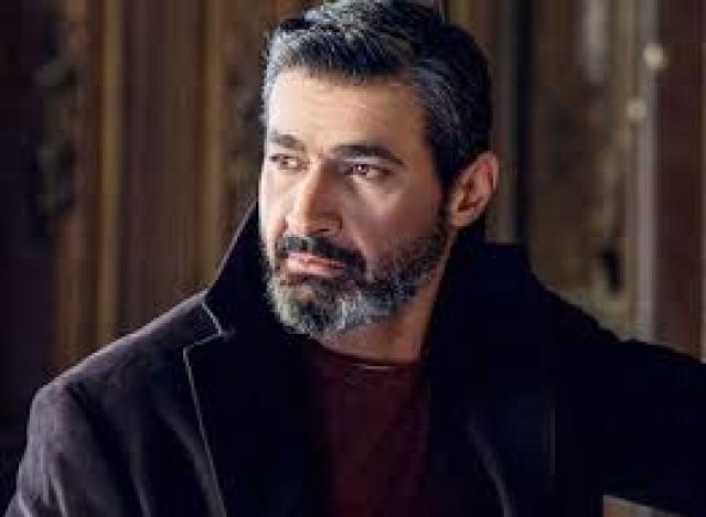 الفنان ياسر جلال