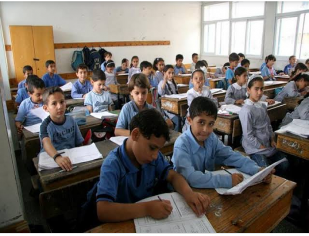 طلاب المدارس