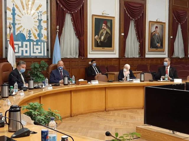جانب من لقاء محافظ القاهرة و وزير قطاع الأعمال