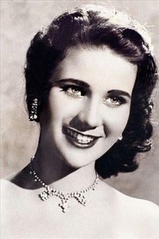 الفنانة الراحلة قطة السينما المصرية زبيدة ثروت