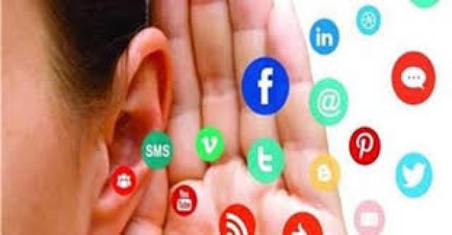 تحذيرات دينية من خطورة السوشيال ميديا