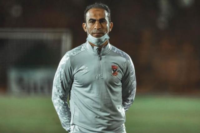 عبد الحفيظ يعلن سلبية مسحة لاعبي الأهلي قبل مواجهة الوداد