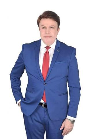 الإعلامى محمد سعيد