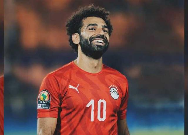 محمد صلاح نجم المنتخب الوطني