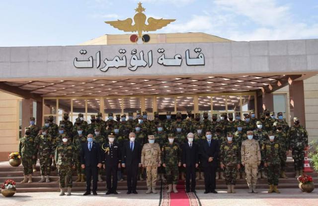 القوات المسلحة تعقد تدريبا لتأهيل العناصر المشاركة بقوات حفظ السلام في مالى