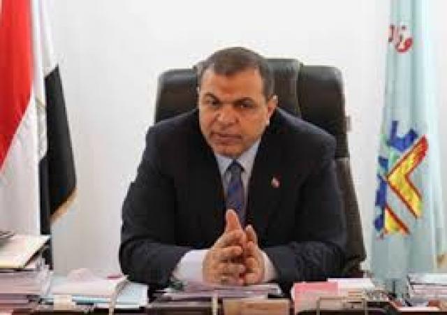 وزير القوي العاملة محمد سعفان