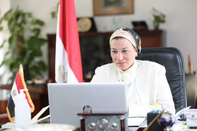 ياسمين فؤاد وزيرة البيئة