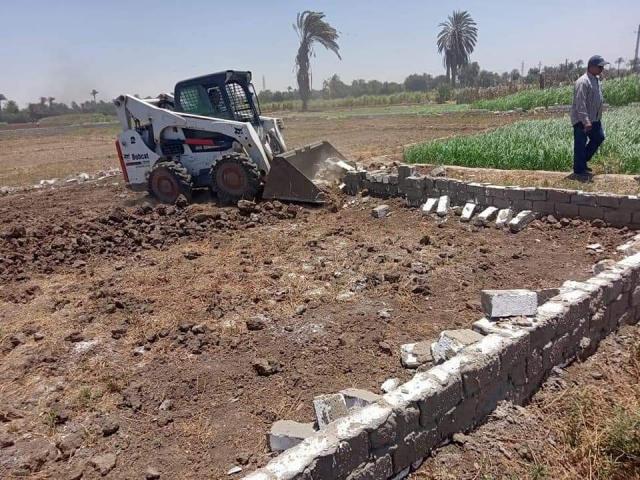 إزالة التعديات على الأراضى الزراعية 