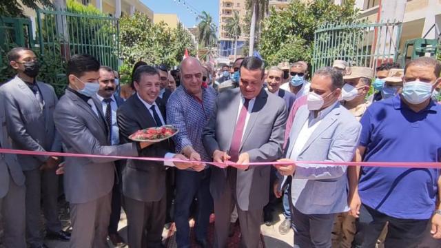 محافظ البحيرة