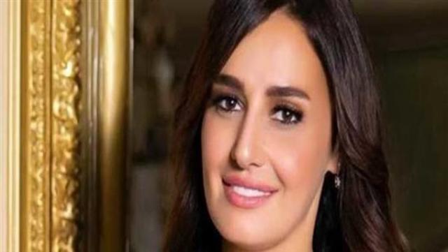 حلا شيحة