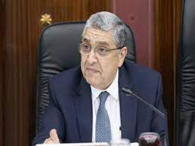 وزير الكهرباء الدكتور محمد شاكر