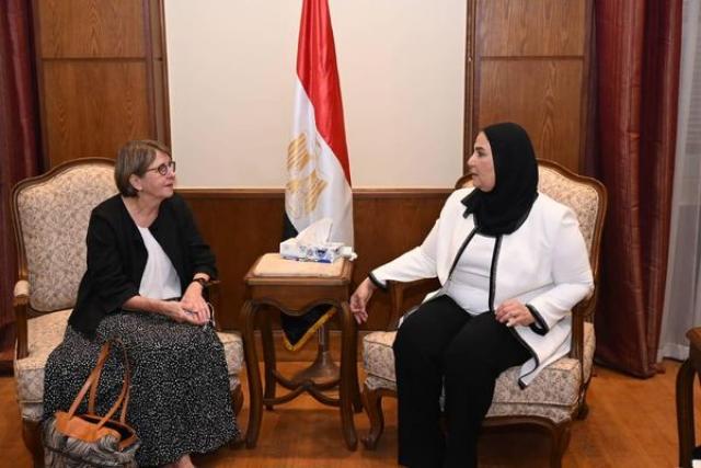 وزيرة التضامن تستقبل سفيرة فنلندا بالقاهرة