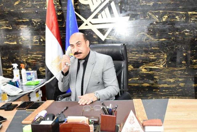 محافظ أسوان