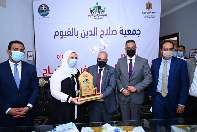 وزيرة التضامن ومحافظ الفيوم