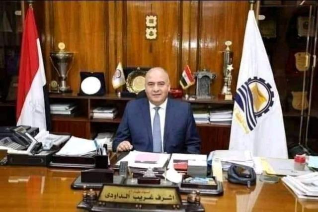 محافظ قنا 