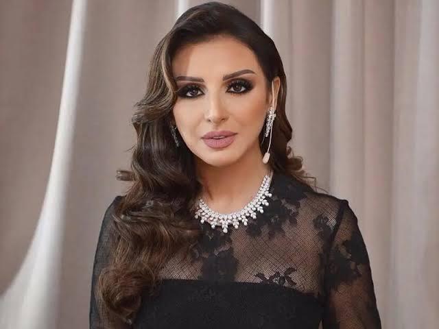 الفنانة أنغام