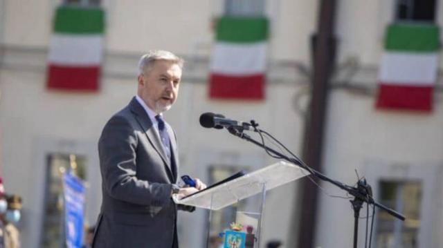 وزير الدفاع الإيطالي لورينزو جويريني