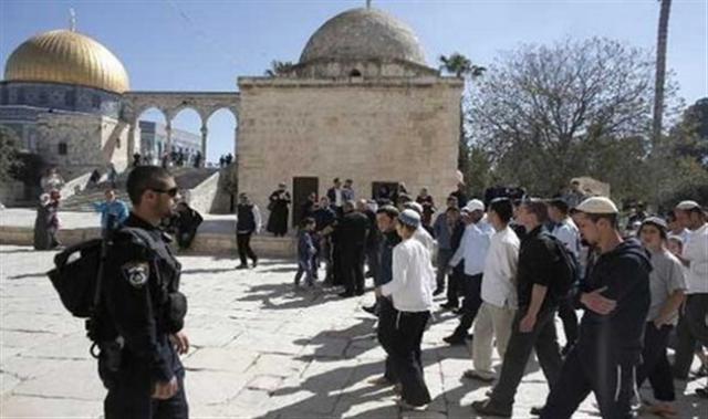 بلدية الاحتلال تخطر بهدم قبة مسجد في القدس
