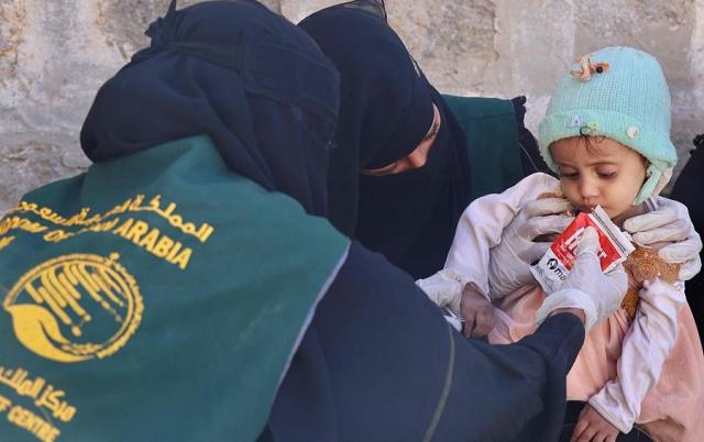 «سلمان للإغاثة» يدعم مشروع تعزيز خدمات الرعاية الصحية المدرسية في اليمن