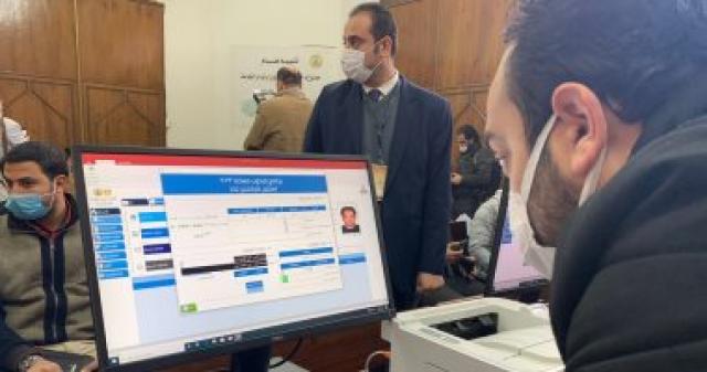 سحب ملفات تعيين الاناث والذكور من خريجي الكليات بمجلس الدولة