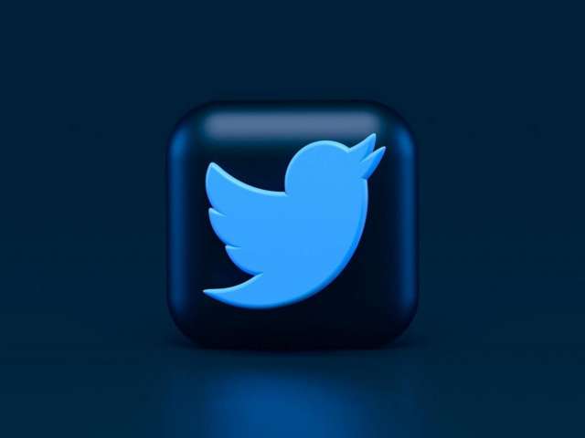 تويتر يطلق نسخة جديدة لتخطي القيود الروسية