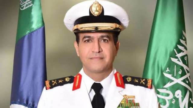 قائد القواتِ البحريةِ السعودية يقف على سير مناورات تمرين (الموج الأحمر - 5)