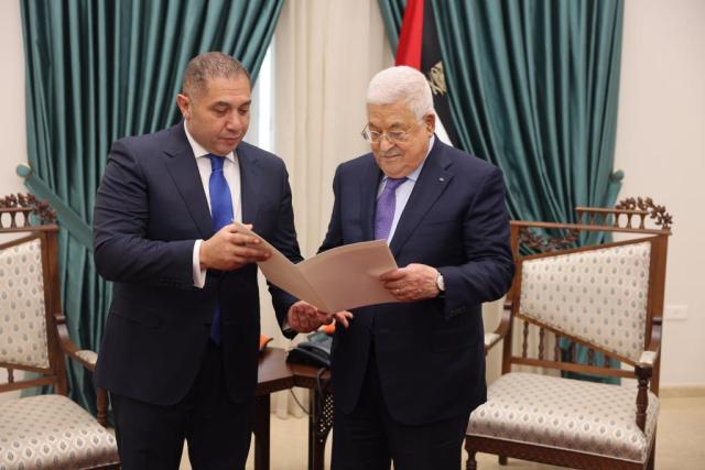عباس يتلقى دعوة رسمية من الرئيس السيسي لحضور مؤتمر قمة «قادة العالم»