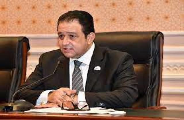 علاء عابد يتسعرض تقرير لجنة النقل بشأن منحة البنك الأوربي لتمويل مشروع مترو الإسكندرية/ أبو قير