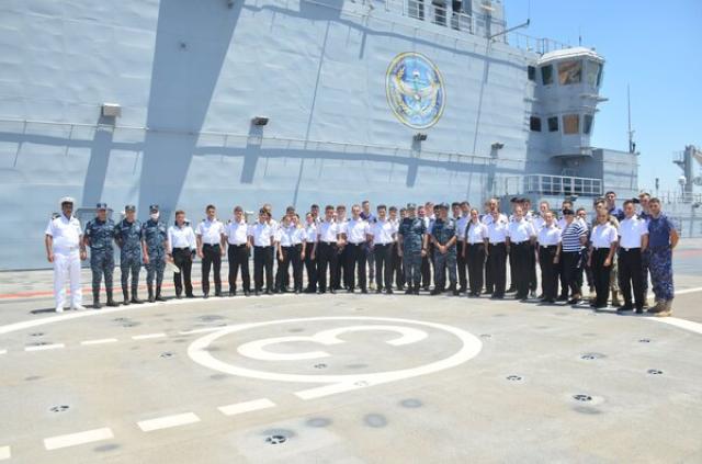 القوات البحرية تنظم زيارات لعدد من سفن الدول الشقيقة خلال انتظارها بالإسكندرية