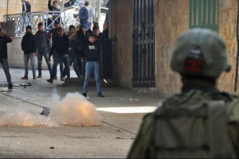 مواجهات بين الفلسطينيين وقوات إسرائيلية بالقدس الشرقية