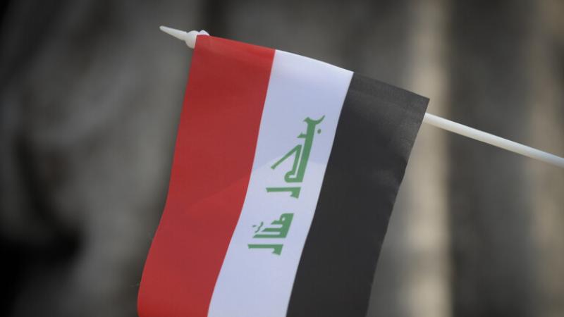 السلطات العراقية تحذر من استخدام قنابل مولوتوف مدسوسة بين المتظاهرين