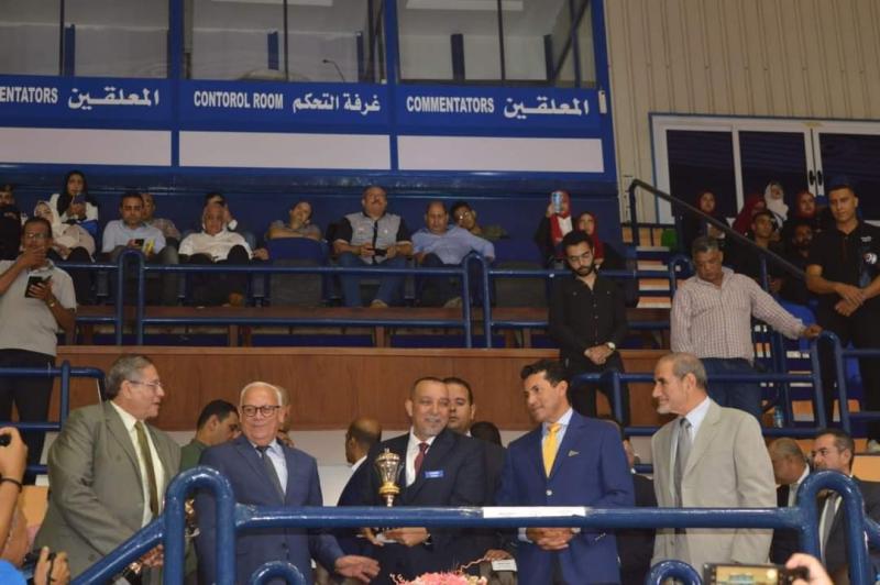 وزير الرياضة ومحافظ بورسعيد يشهدان ختام  بطولة الشركات