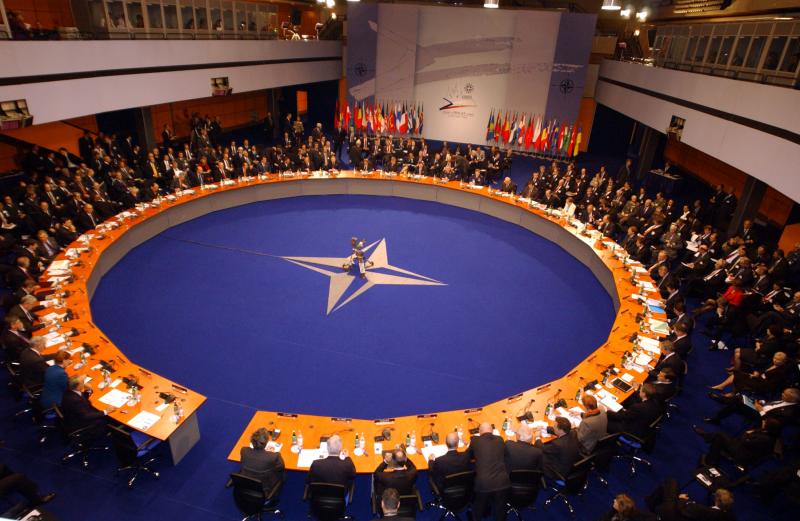 9 أعضاء من الناتو يعلنون رفضهم لضم روسيا مناطق أوكرانية إلى أراضيها