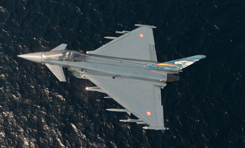 مقاتلات إيطالية تعترض طائرات روسية في سماء بولندا والسويد