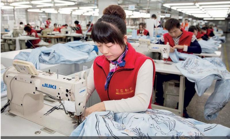 صناعة الملابس في الصين تسجل نموا في الإيرادات والأرباح خلال الفترة من يناير إلى أغسطس