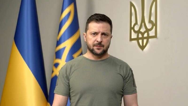 زيلينسكي: قواتنا تواجه وضعا صعبا للغاية على محور مدينة أرتيموفسك في دونيتسك