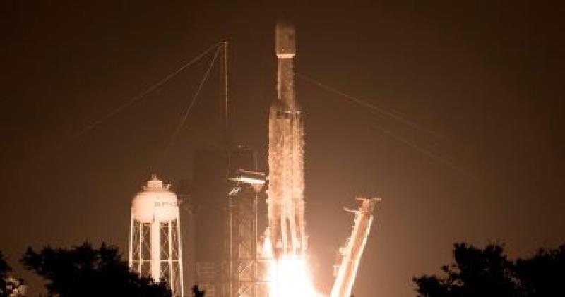 ”سبيس إكس” تطلق قمرا صناعيا للاتصالات إلى المدار الليلة 2 نوفمبر